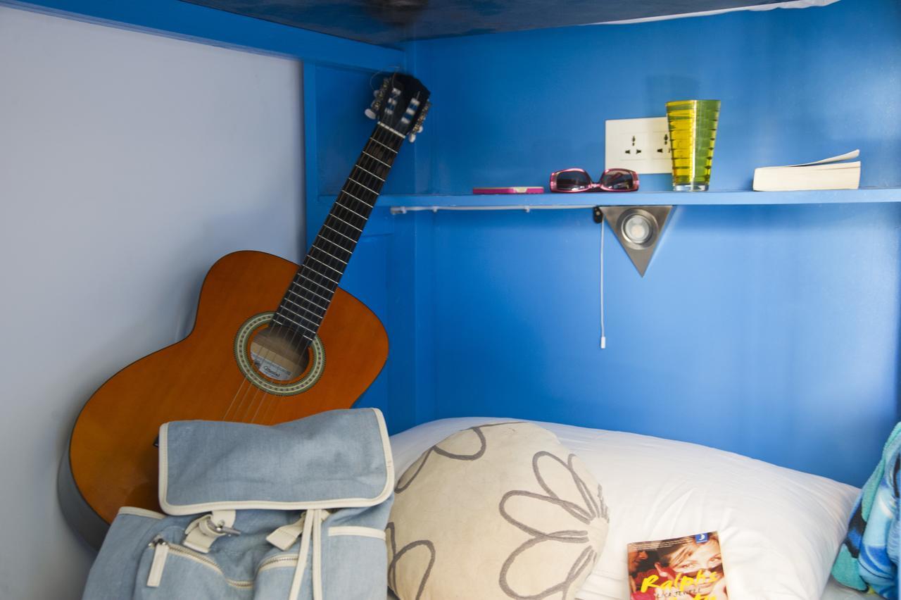 Marco Polo Party Hostel Saint Julian's Εξωτερικό φωτογραφία