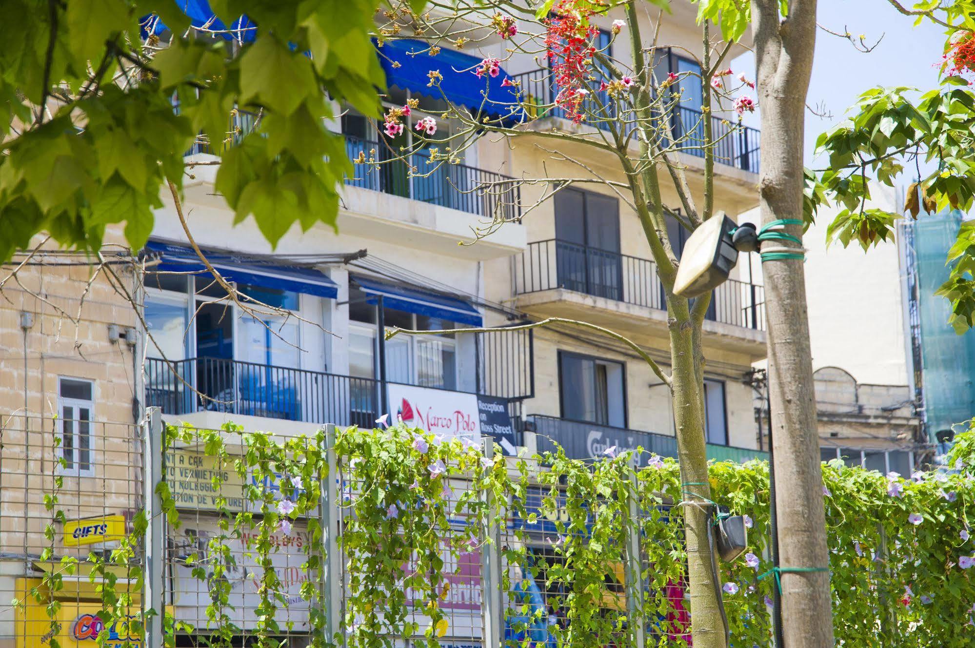 Marco Polo Party Hostel Saint Julian's Εξωτερικό φωτογραφία