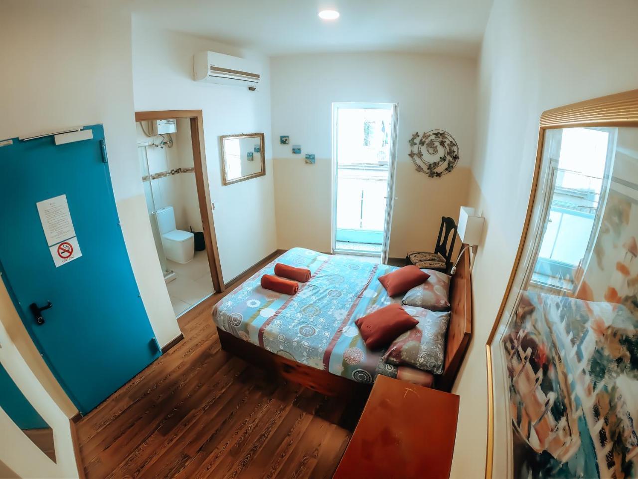 Marco Polo Party Hostel Saint Julian's Εξωτερικό φωτογραφία